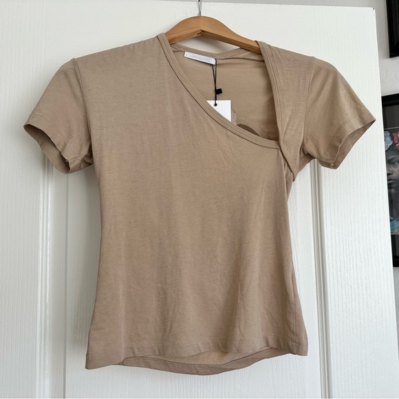 NWT John Elliot Supima asymmetrical Tee. Size: XS/0. Excellent condition - Picture 5 of 15